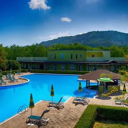 Anna's House - Family Пиццо