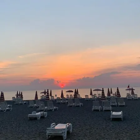 Anna's House - Family Апартаменты *