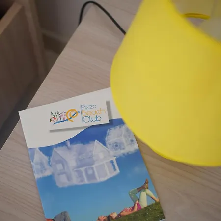 Anna's House - Family *